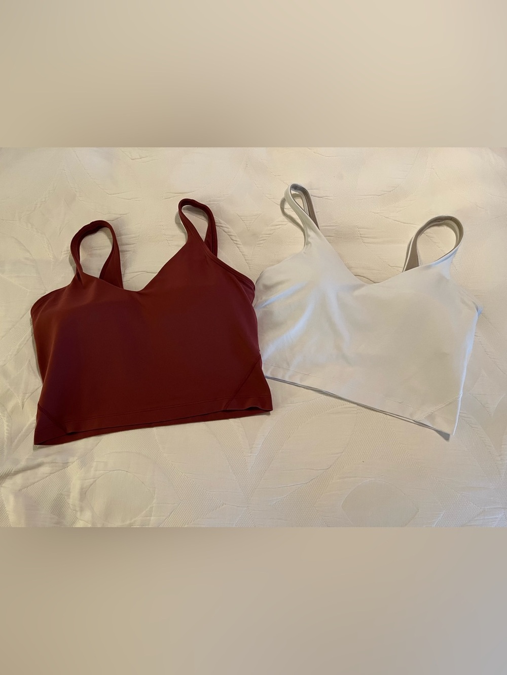 Set of 2 Lululemon Women’s Size 8 Align Tank Tops in White and Mulled Wine